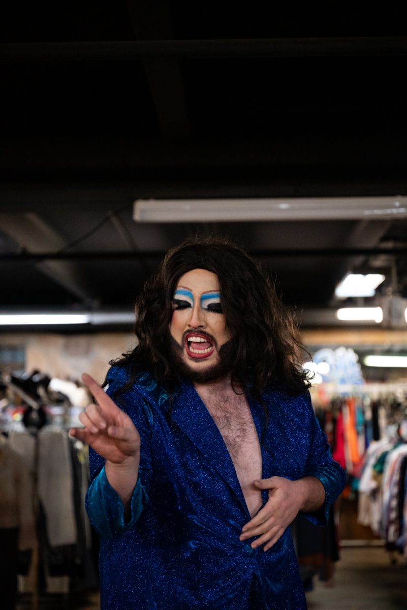 Liz Agna performs for a second time at the Funktastic Drag Show.