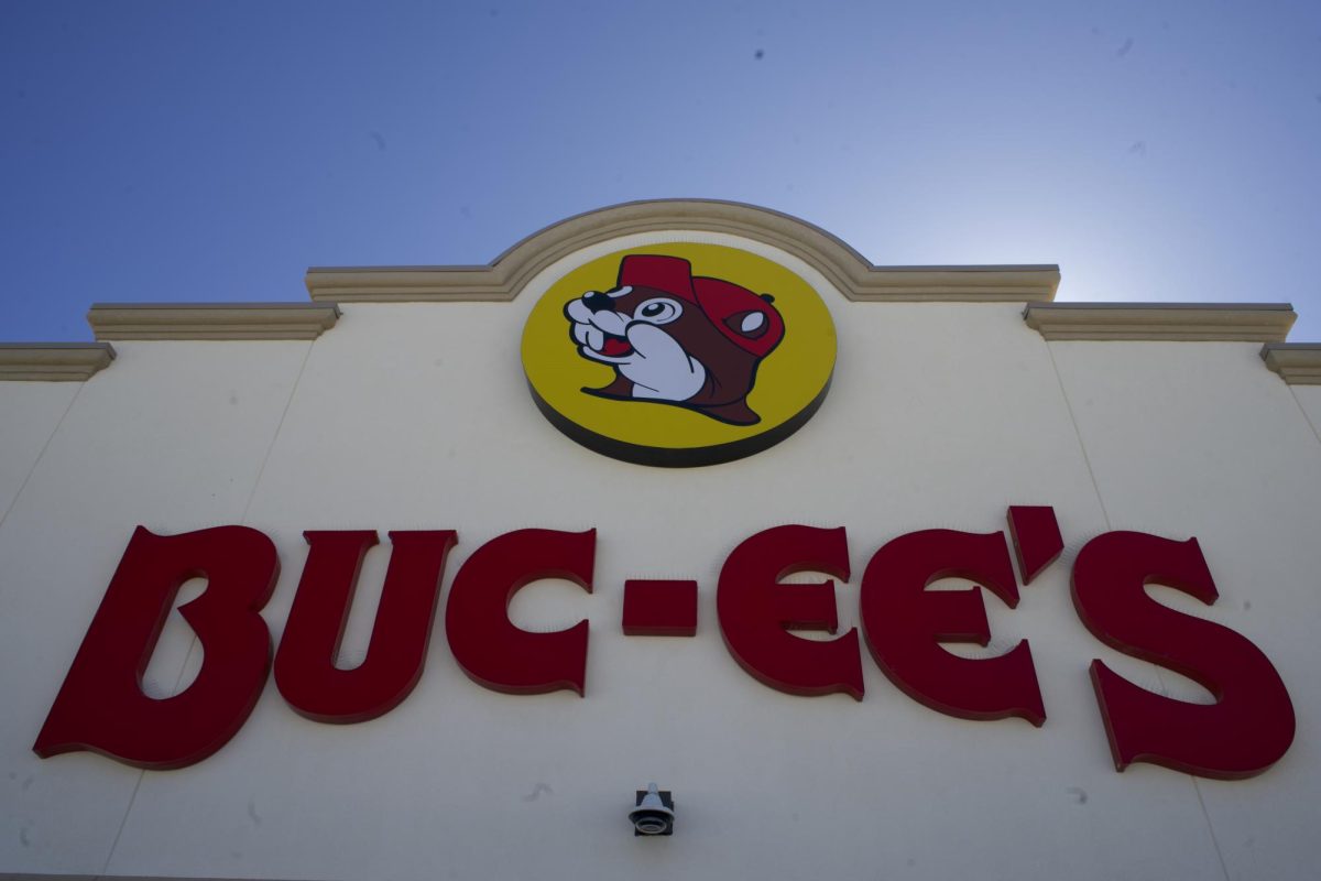 The exterior the new Buc-ees Travel 