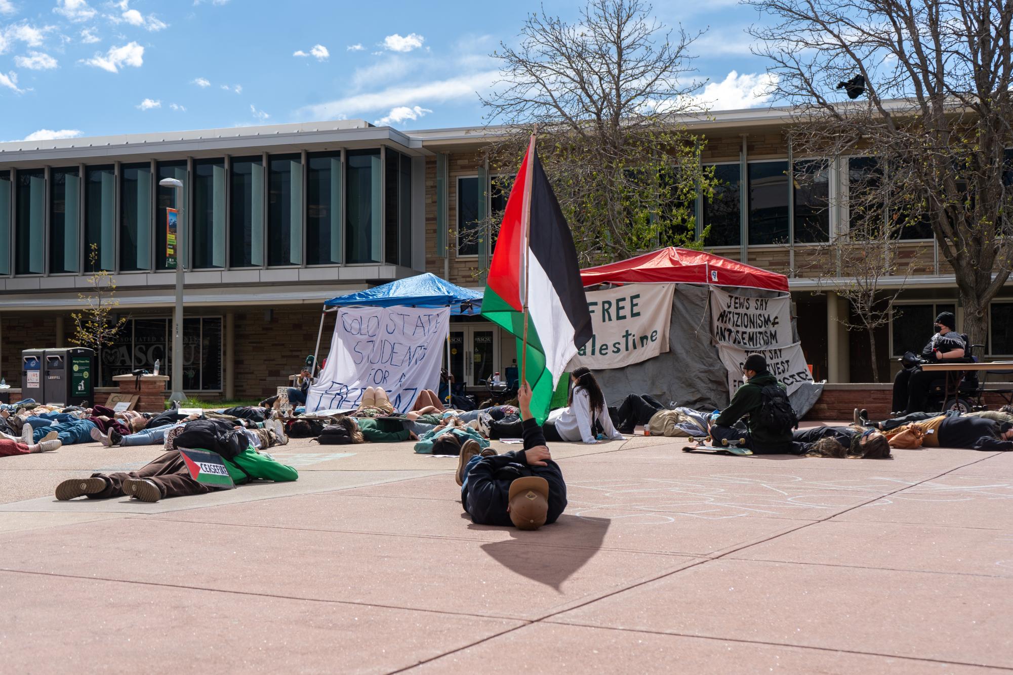 Campus+protests+continue+calling+for+ceasefire+in+Gaza