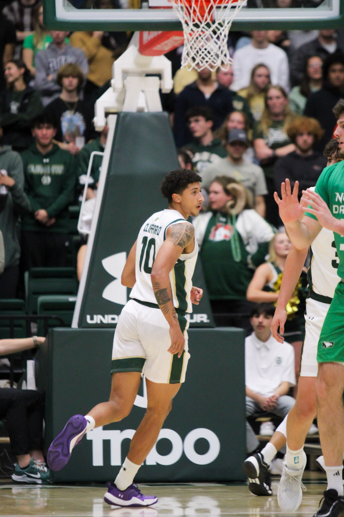 Colorado State guard Nique Clifford (10) looks for his teammates while defending against North Dakota.