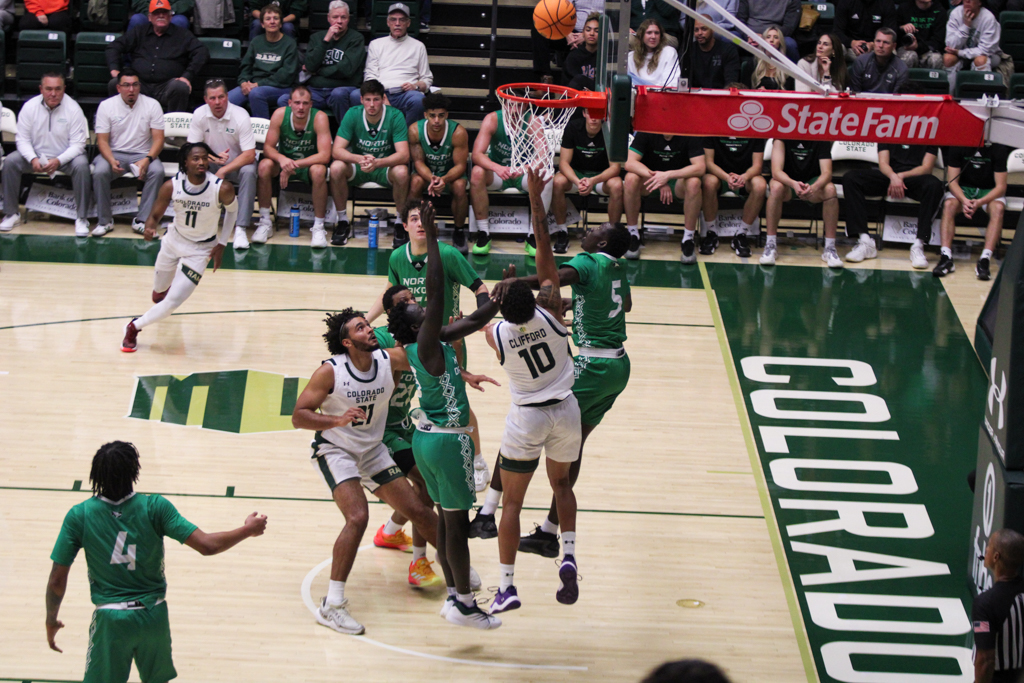 Nique Clifford (10) attempts to score against North Dakota.