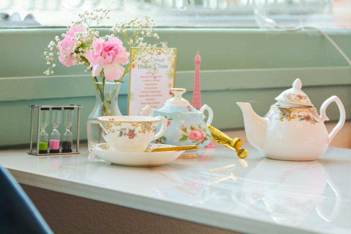 A beautiful tea set on display at the newly opened tea shop The Duchess Jan 26. This tea shop is French-inspired as the owner went on many trips to pick out the teas for her shop.
