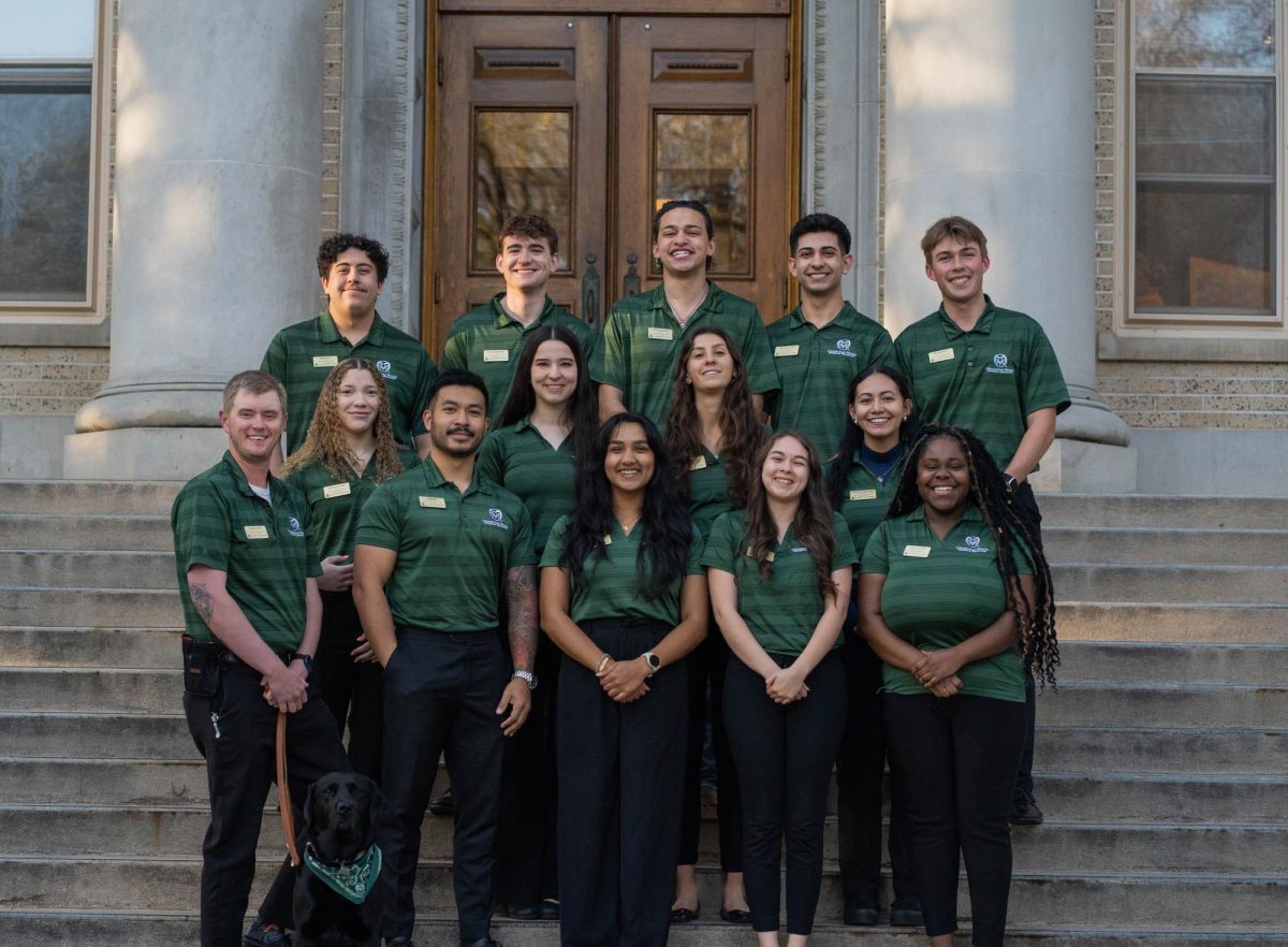Presidencial Ambassadors Robert Lamm, Maddie Hutson, Ryan Yoe, Elena Crooks, Sreya Karumanchi, Shayna Ross, Phoenix Espinoza, Andrea Donlucas, Hannah Hilliard, Ben Gregg, Charlie Beelaert, Joseph Godshall, Lorenzo Alfonso and Andrew White gather for a group photo on the steps of the administration building April 29. The PA program is comprised of student leaders representing University philanthropy and giving. 
