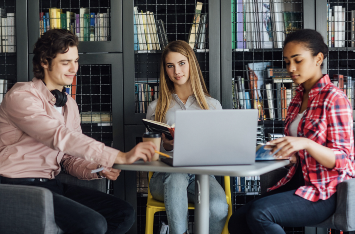 Tech in Campus Life: From Study to Socializing