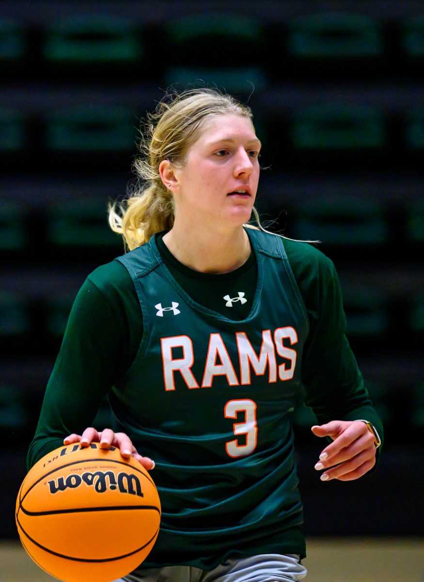 Colorado State University women's basketball guard Lexus Bargesser (3) looks for a teammate to pass to duirng a practice drill Nov. 19.