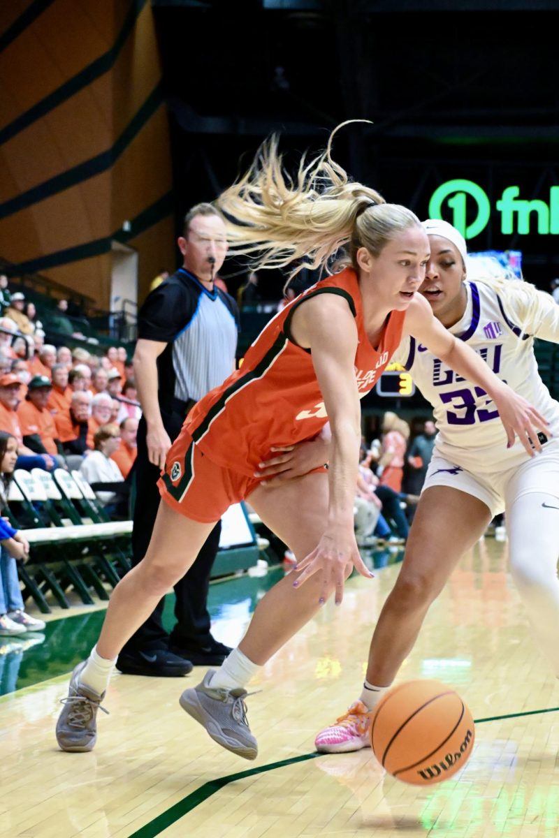 Hannah Ronsiek (30) rushes to the net in Colorado State University’s home game against Grand Canyon University Jan. 21. CSU won 67-50.