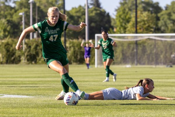 Colorado State University forward Ava Wallhead (47) chases down the ball during CSU’s game against Kansas State University at the CSU Soccer Field Sept. 10.