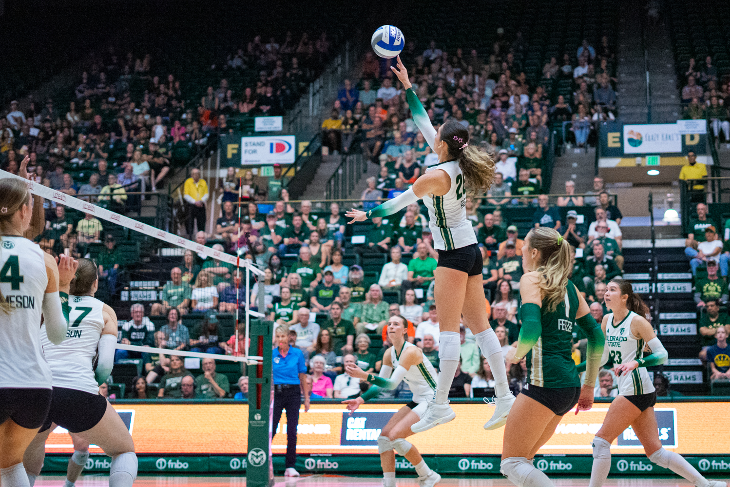 Gallery: CSU volleyball continues strong winning streak